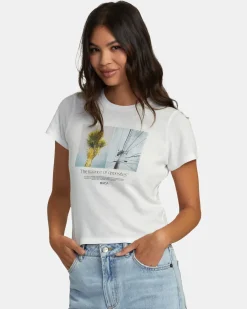 Women RVCA Tees / Tanks><noscript><img width=