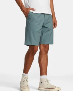 RVCA Shorts / Hybrids><noscript><img width=