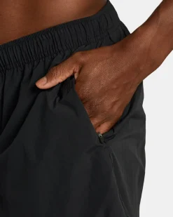 RVCA Shorts / Hybrids><noscript><img width=