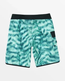 BOY RVCA Boardshorts>BOYS EASTERN 17" BOARDSHORTS
