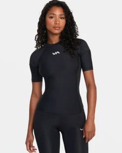 Women RVCA Compression Clothing>COMPRESSION SHORT SLEEVE SURF TEE