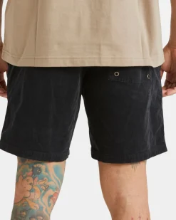 RVCA Shorts / Hybrids><noscript><img width=