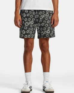RVCA Shorts / Hybrids>ESCAPE PRINT 17" SHORTS