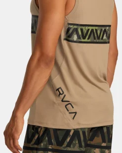 RVCA Workout Shirts|Tees / Tanks><noscript><img width=