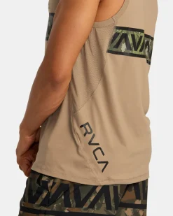 RVCA Workout Shirts|Tees / Tanks><noscript><img width=