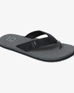 RVCA Sandals / Slides><noscript><img width=