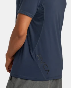 RVCA Workout Shirts|Tees / Tanks><noscript><img width=