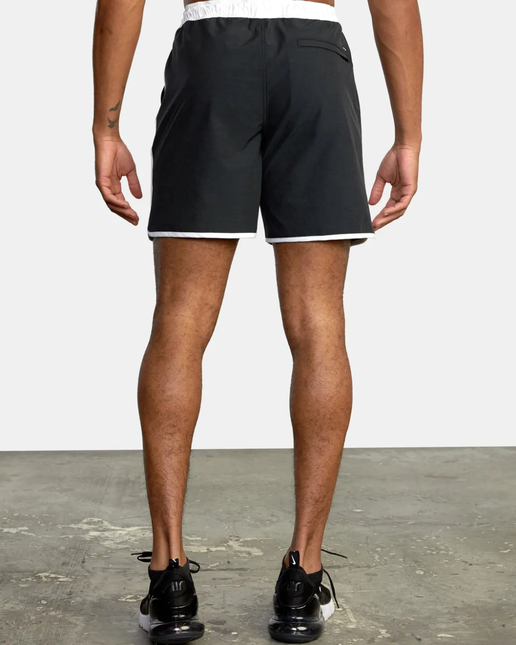RVCA Athletic Shorts|Athletic Shorts>YOGGER HYBRID 17" ATHLETIC SHORTS